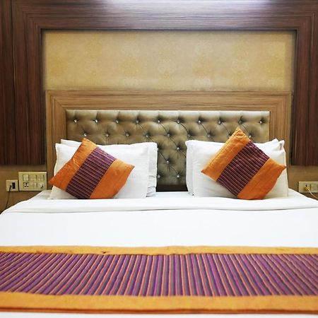 ניו דלהי Hotel Classic מראה חיצוני תמונה