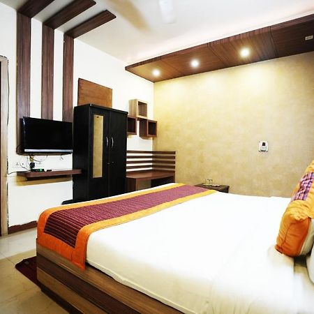 ניו דלהי Hotel Classic מראה חיצוני תמונה